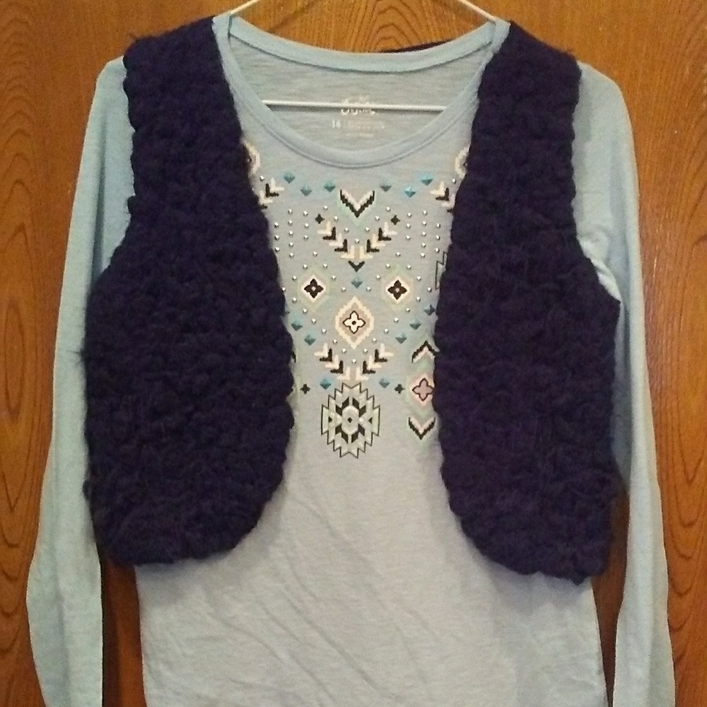 Justice long sleeved shirt with removable vest